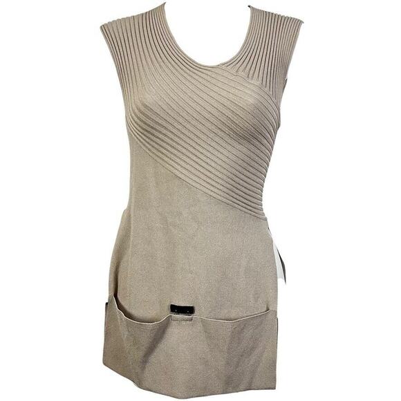 Shes So Womens Italy Made Ribbed Sleeveless V-Neck Knit Side Slit Top XS / S 42 - Picture 1 of 16
